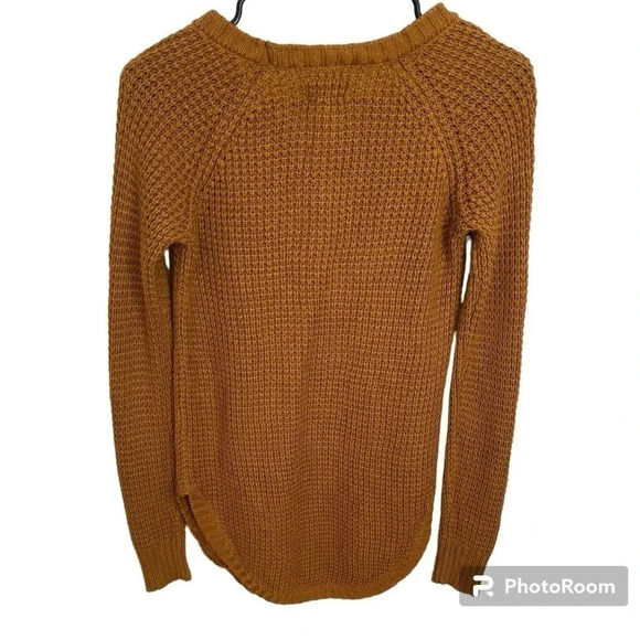 Arizona Jean Co. Knit Sweater. Woman’s size Small. Crew neck long sleeve. - Picture 2 of 7